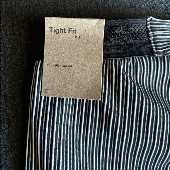 Nike AeroSwift Dri-Fit ADV 1/2 Lenght Black/White Racing Tights Size Extra Large - Picture 6 of 9